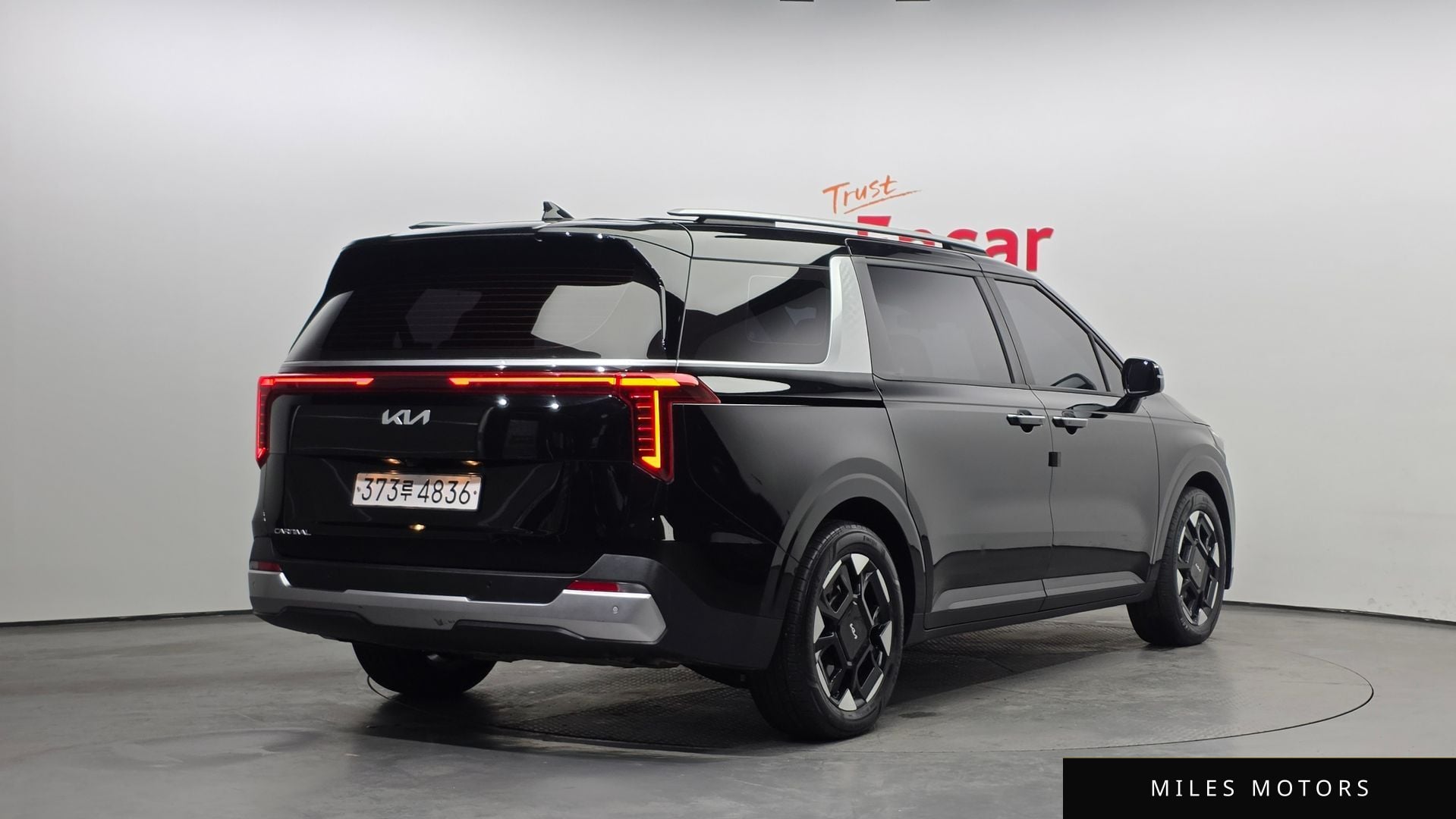 Kia Canival 2024 — миниатюра 2