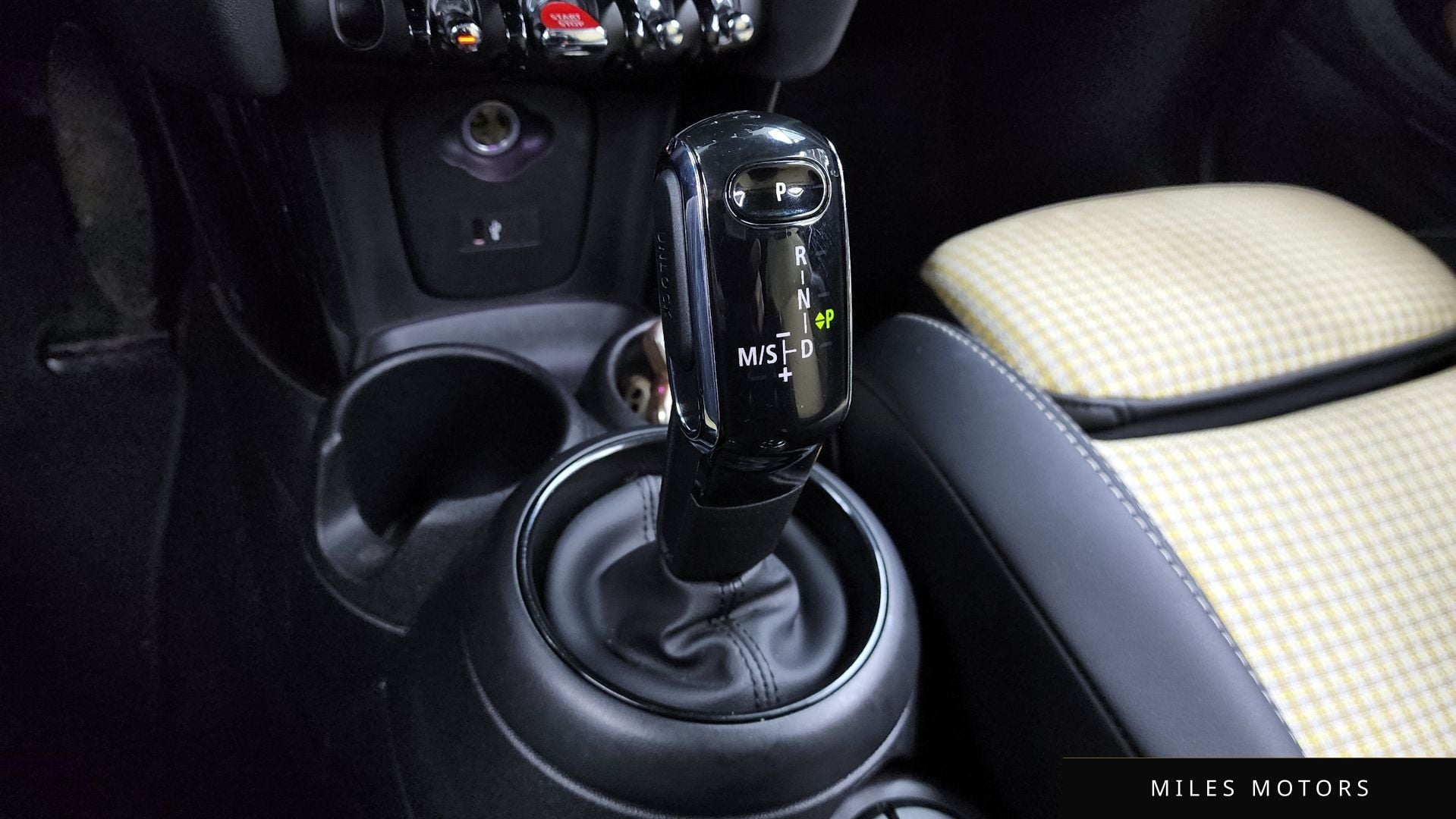MINI Cooper 2023 — миниатюра 9