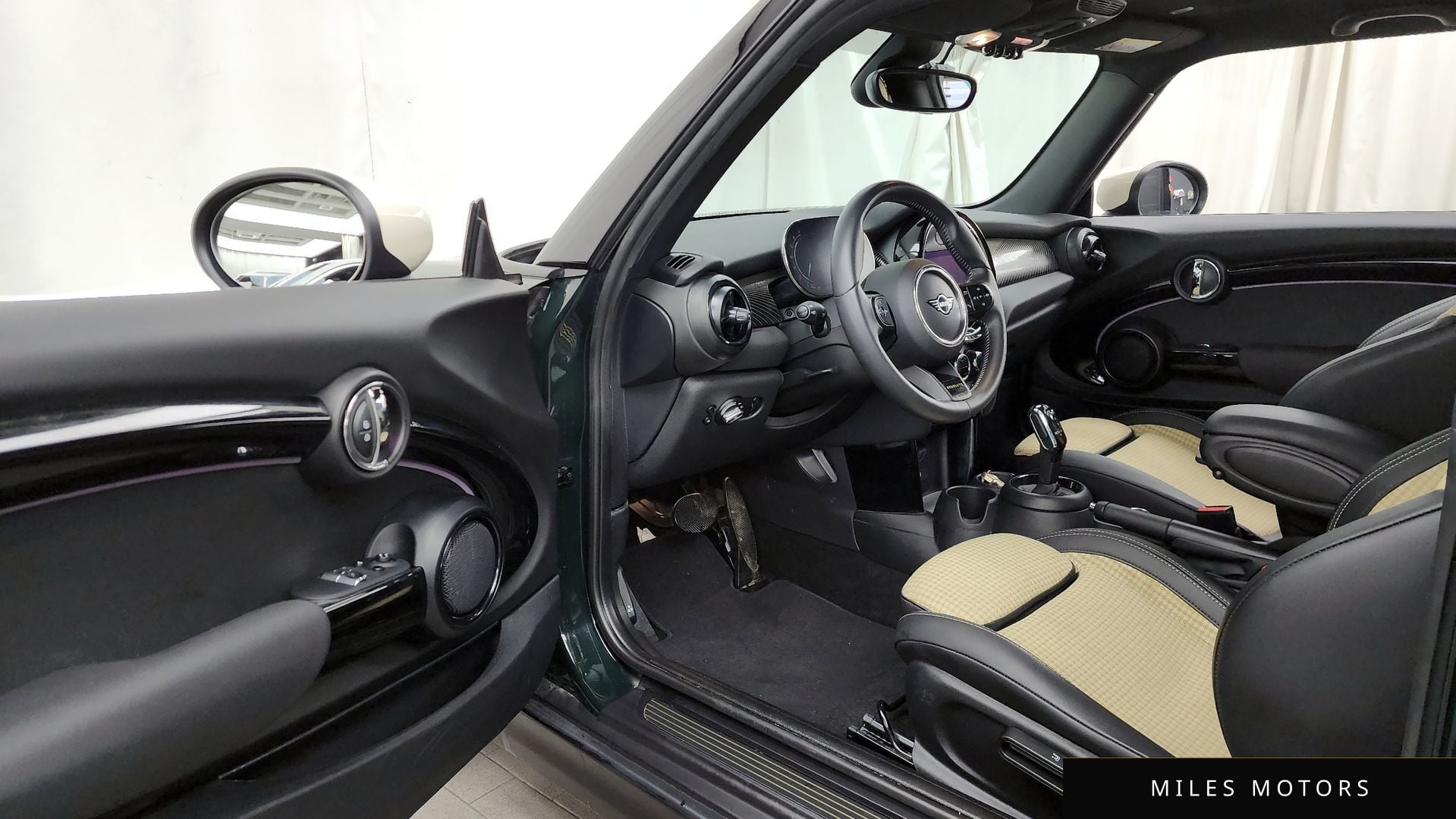 MINI Cooper 2023 — миниатюра 10