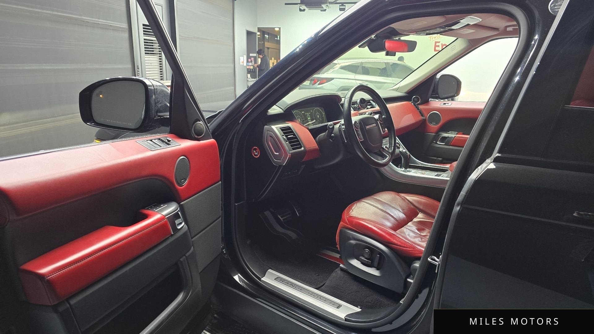 Land Rover Range Rover Sport 2017 — миниатюра 10
