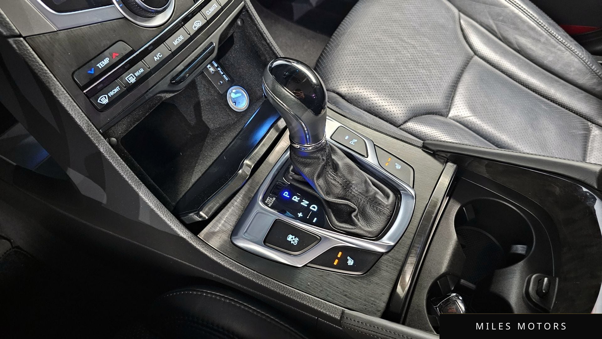 Hyundai Grandeur 2015 — миниатюра 9