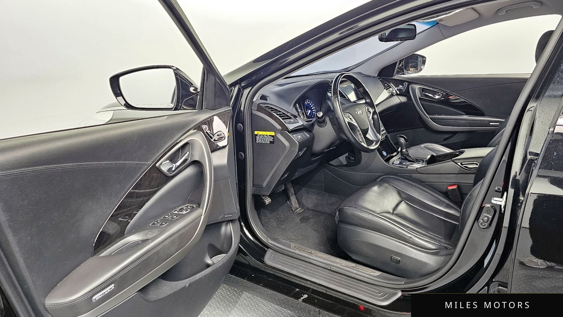 Hyundai Grandeur 2015 — миниатюра 10