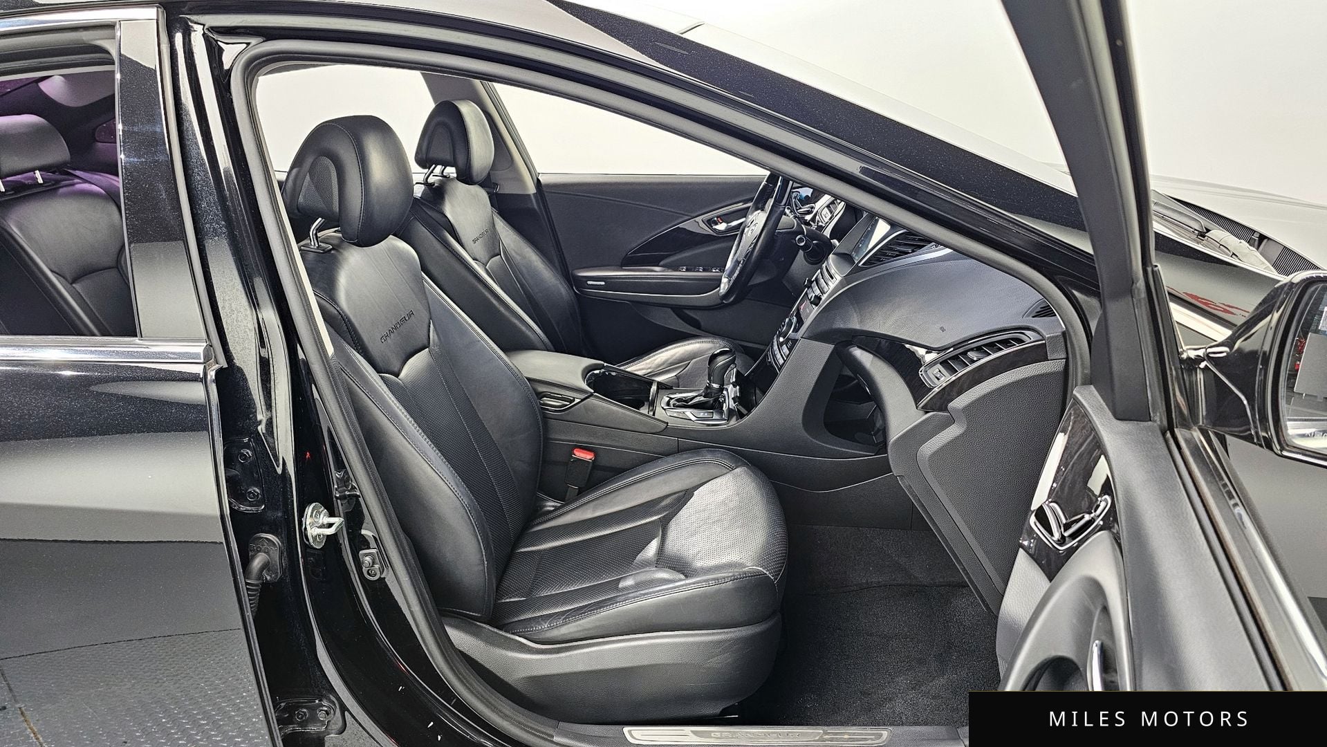 Hyundai Grandeur 2015 — миниатюра 12