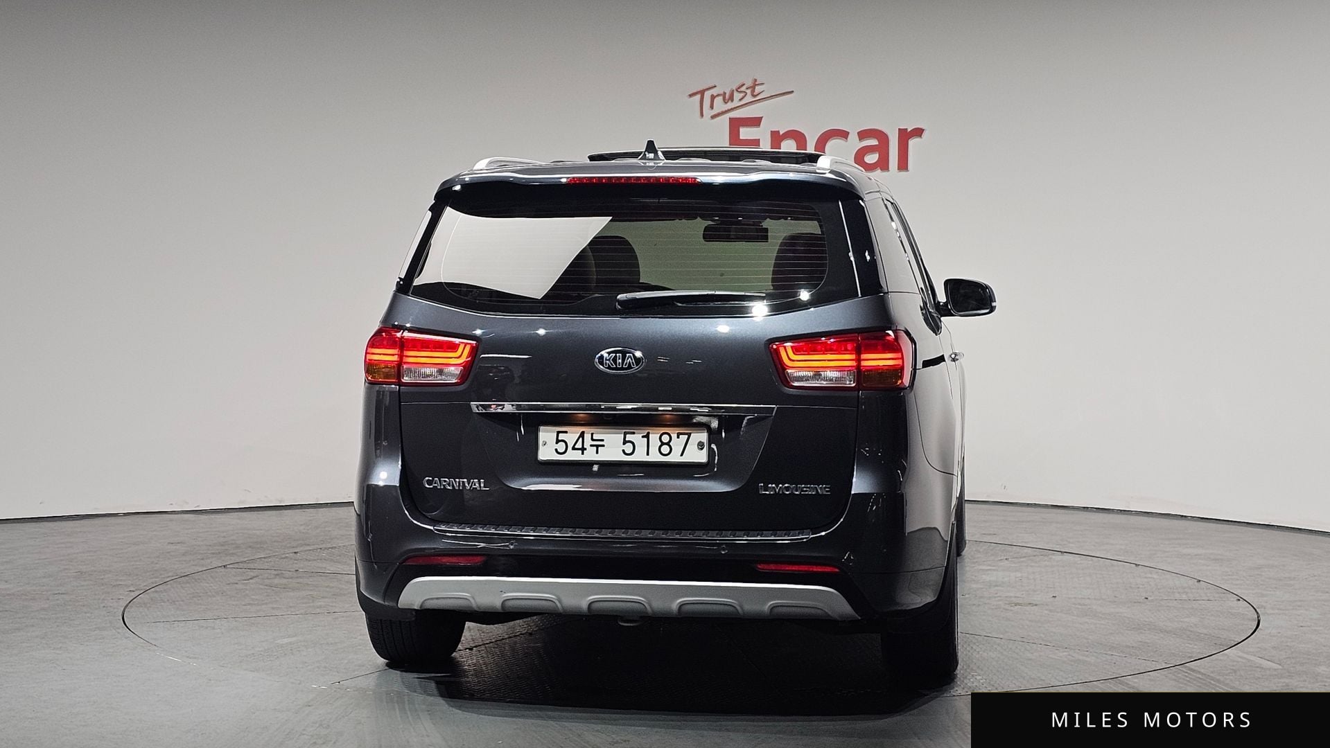 Kia Canival 2018 — миниатюра 3