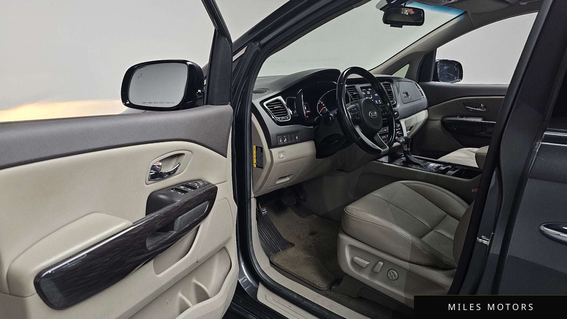Kia Canival 2018 — миниатюра 11
