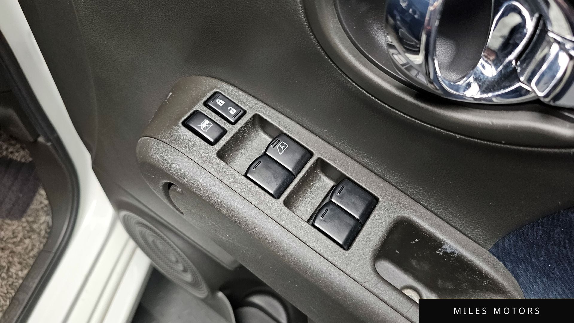 Nissan Cube 2010 — миниатюра 19