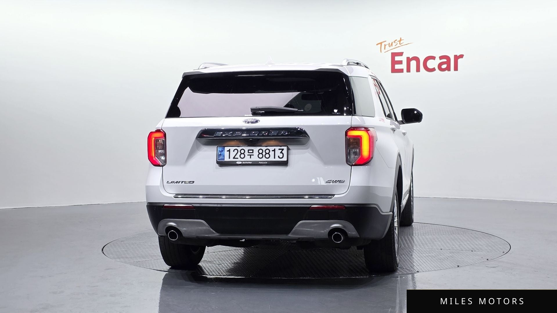 Ford Explorer 2021 — миниатюра 4