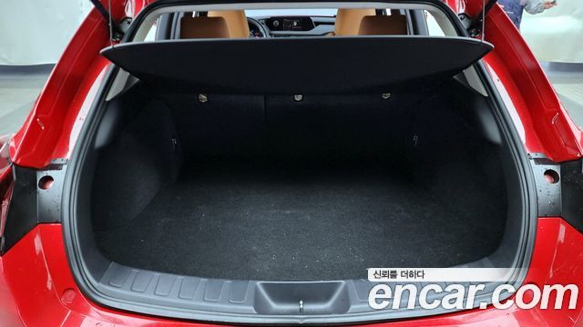 Лексус UX300e 2022 — миниатюра 20