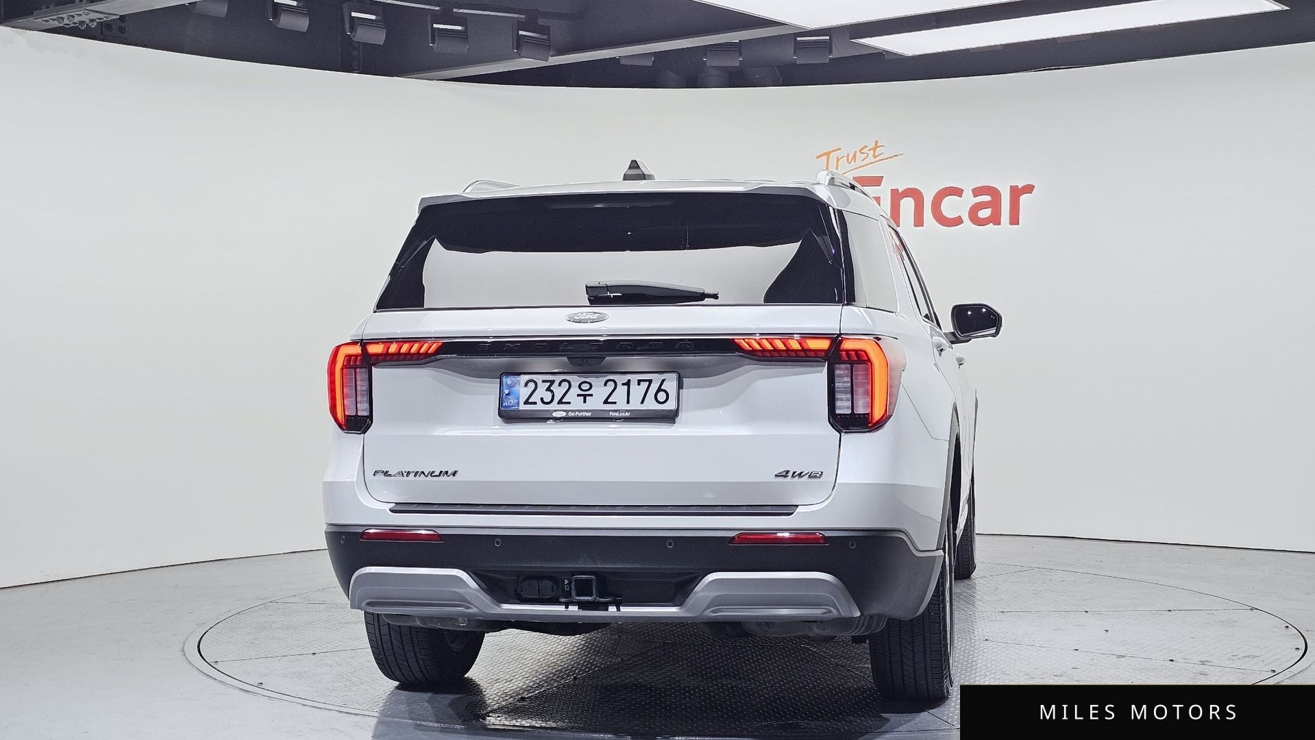 Ford Explorer 2025 — миниатюра 4