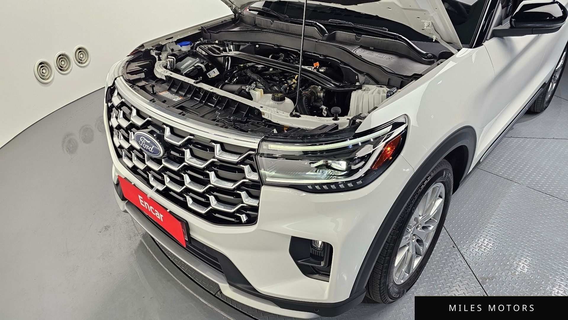 Ford Explorer 2025 — миниатюра 6