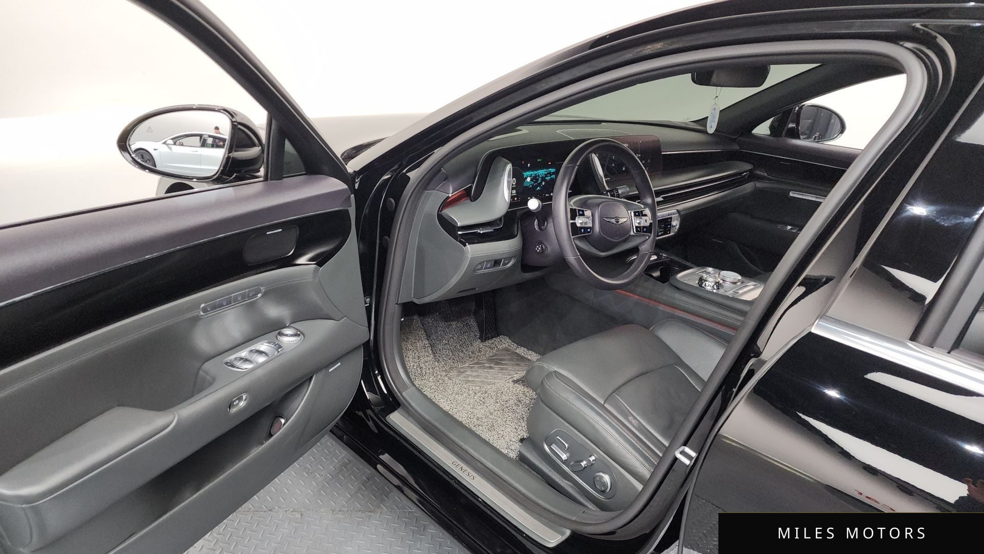 Genesis G90 (RS4) 2023 — миниатюра 10