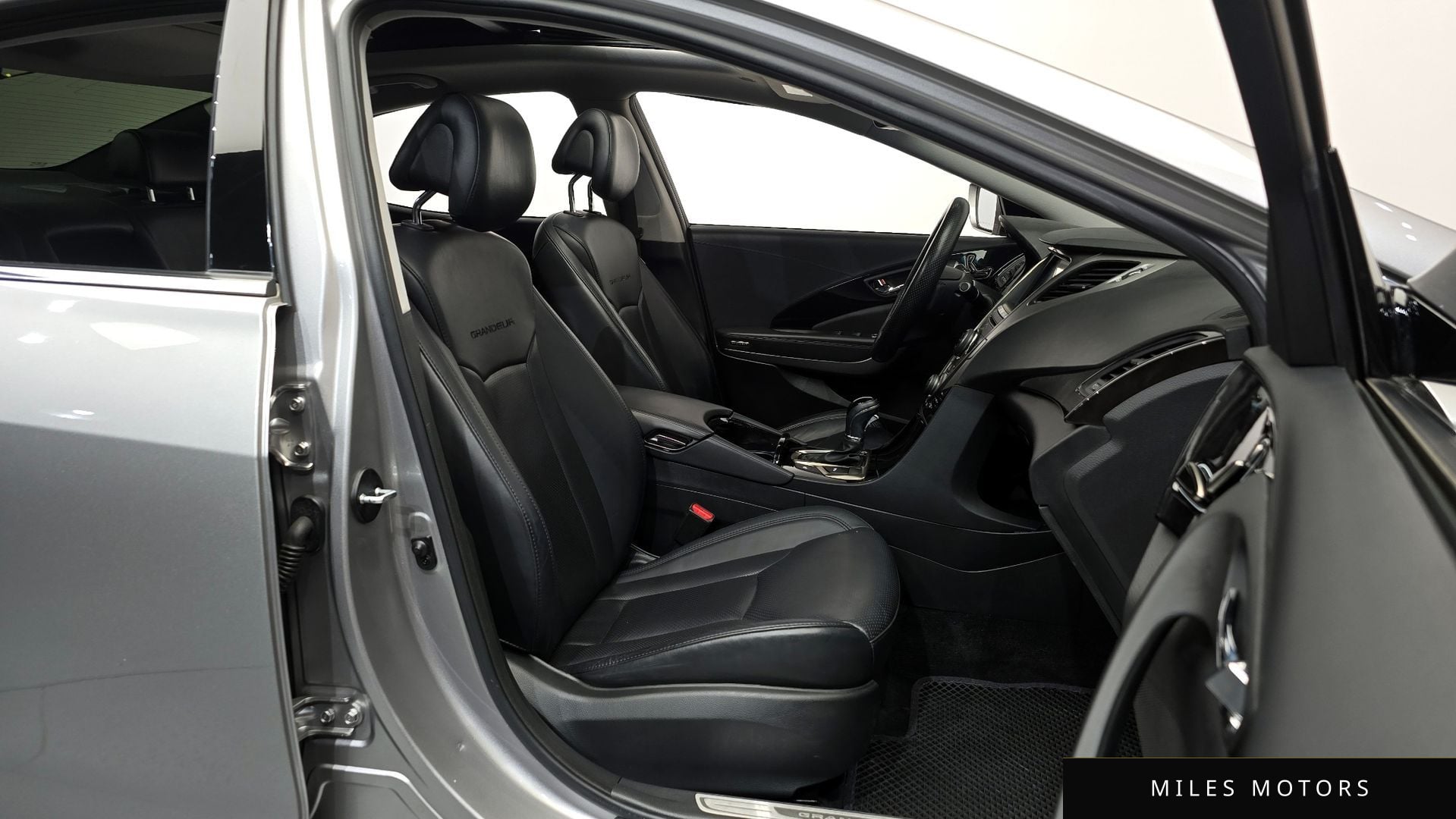 Hyundai 그랜저 HG 2012 — миниатюра 10