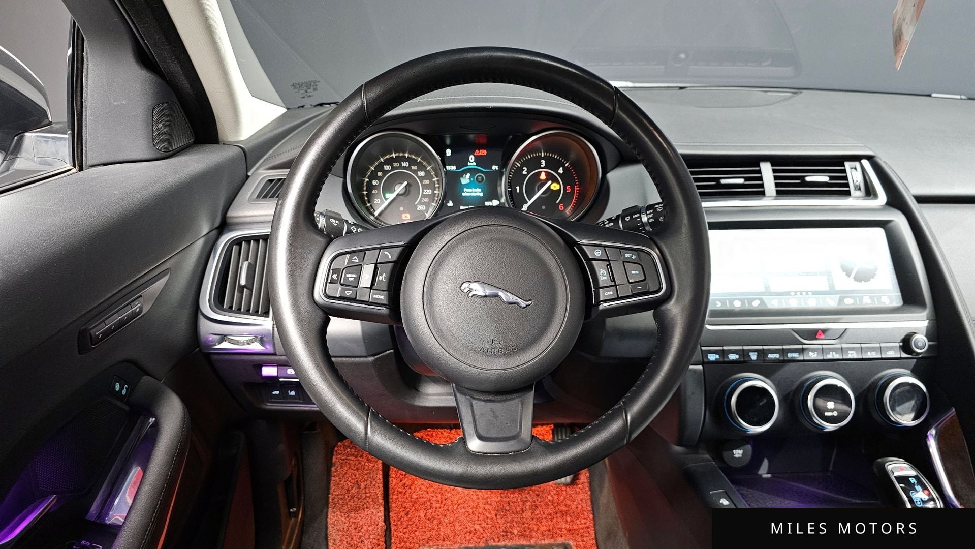Jaguar E-PACE 2019 — миниатюра 13