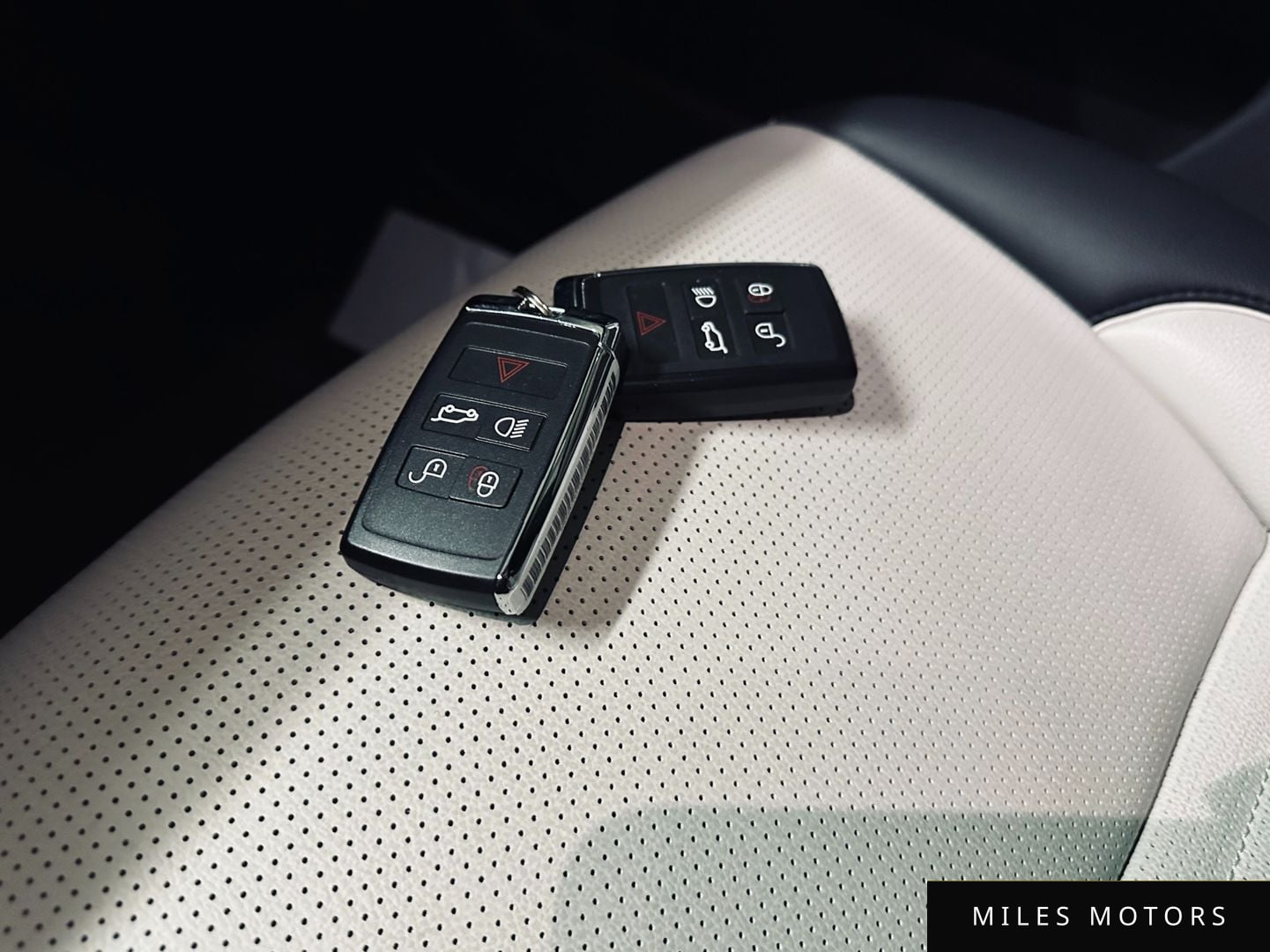 Land Rover Discovery Sport 2025 — миниатюра 12