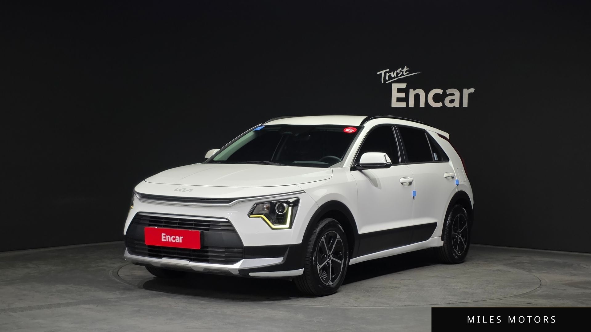 Kia Niro 2022 — фото 1 из 12