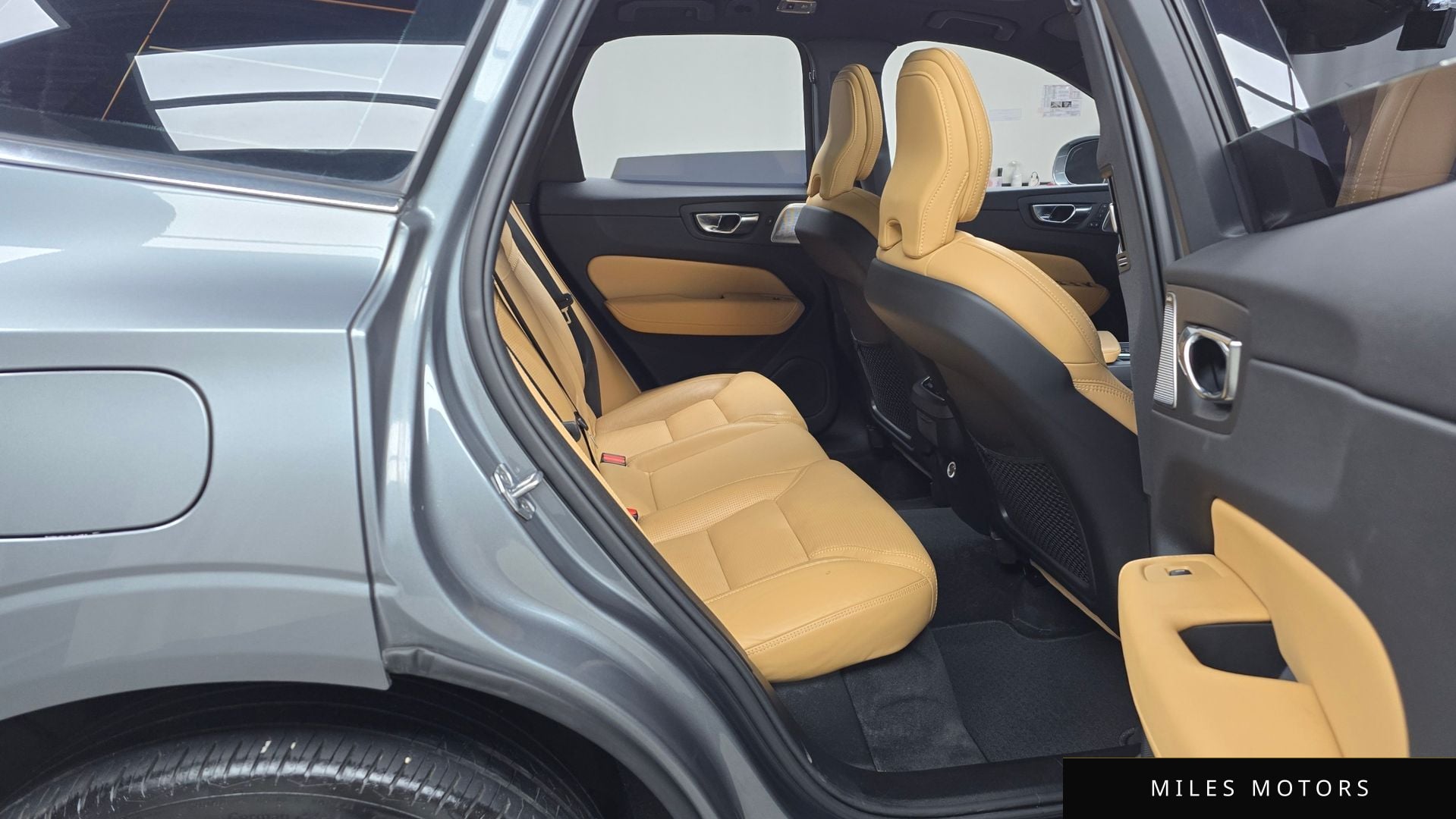 Volvo XC60 2020 — миниатюра 12