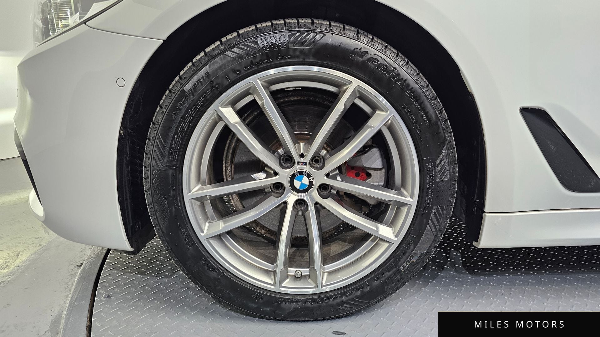 BMW 5시리즈 (G30) 2017 — миниатюра 5