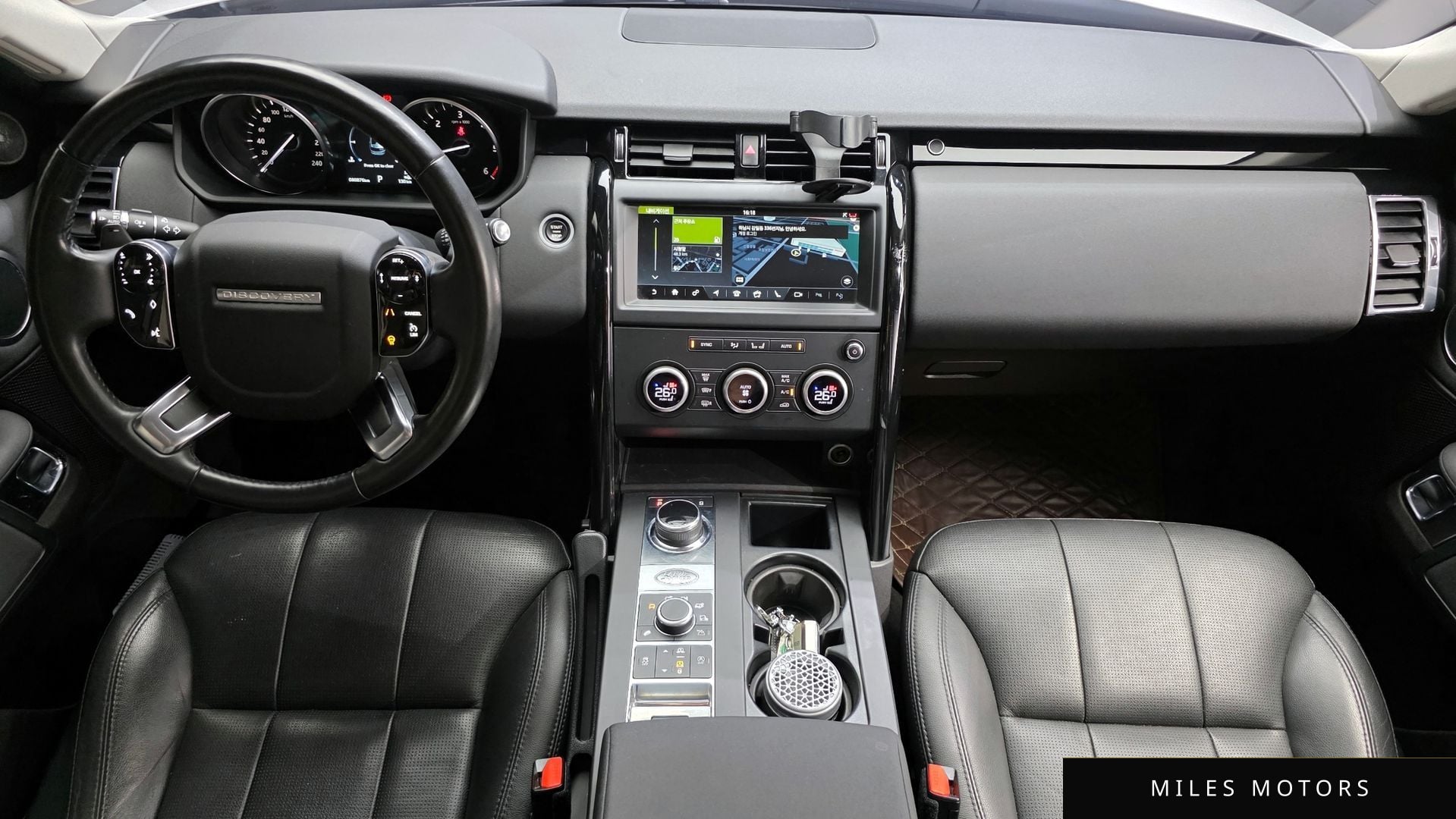 Land Rover Discovery 2019 — миниатюра 7