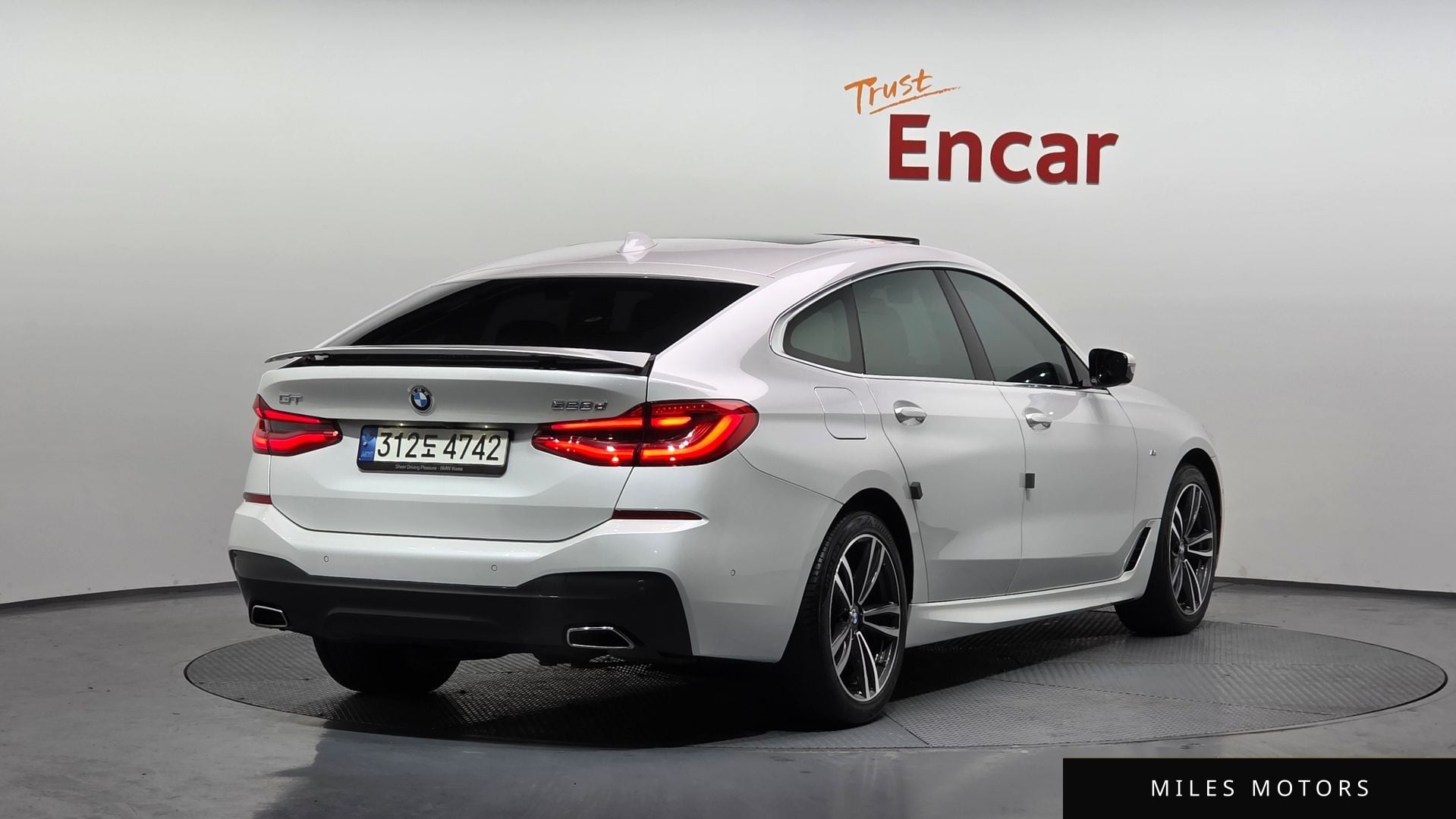 BMW 6시리즈 GT (G32) 2022 — миниатюра 2