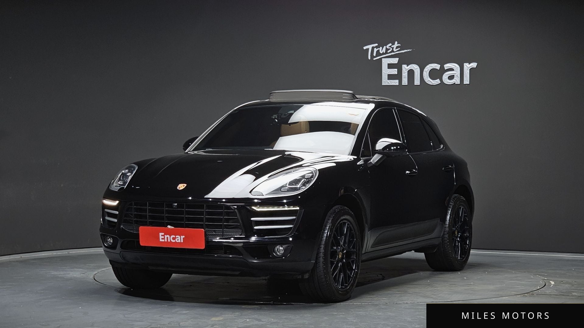 Porsche Macan 2017 — фото 1 из 12