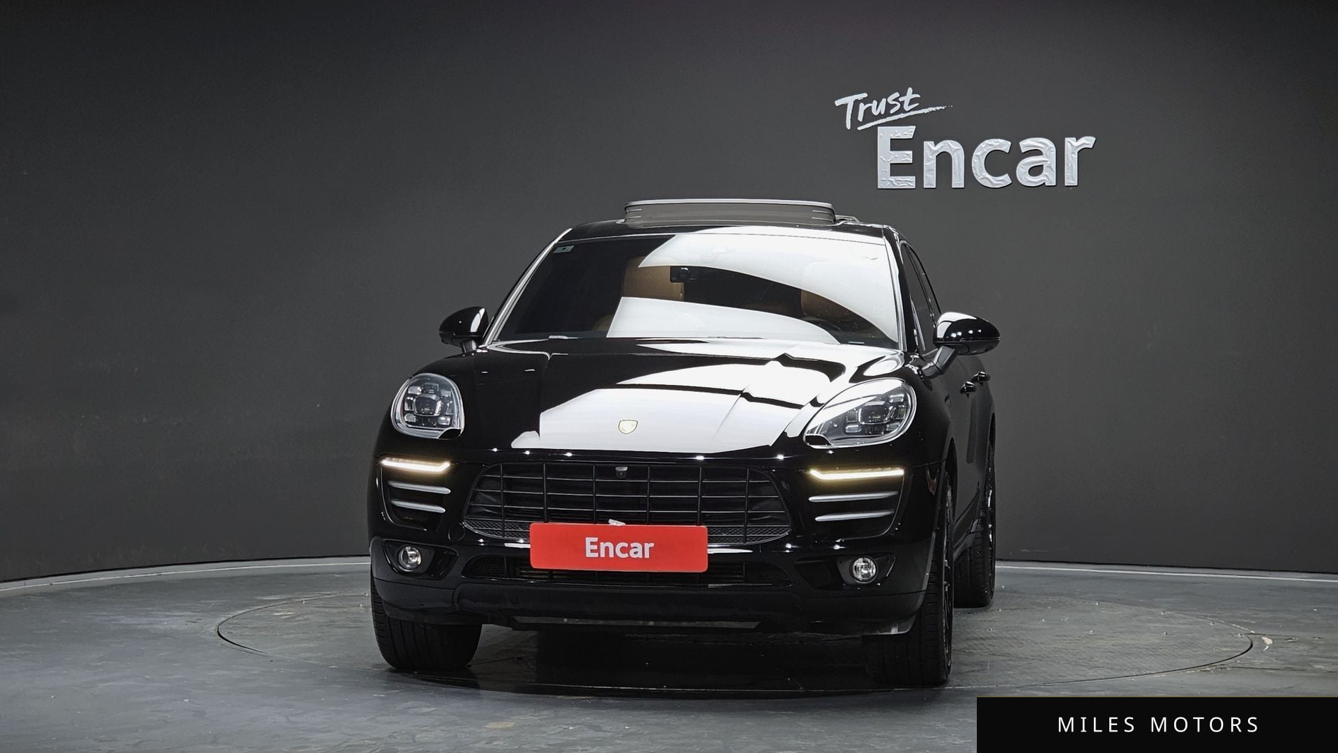 Porsche Macan 2017 — миниатюра 3