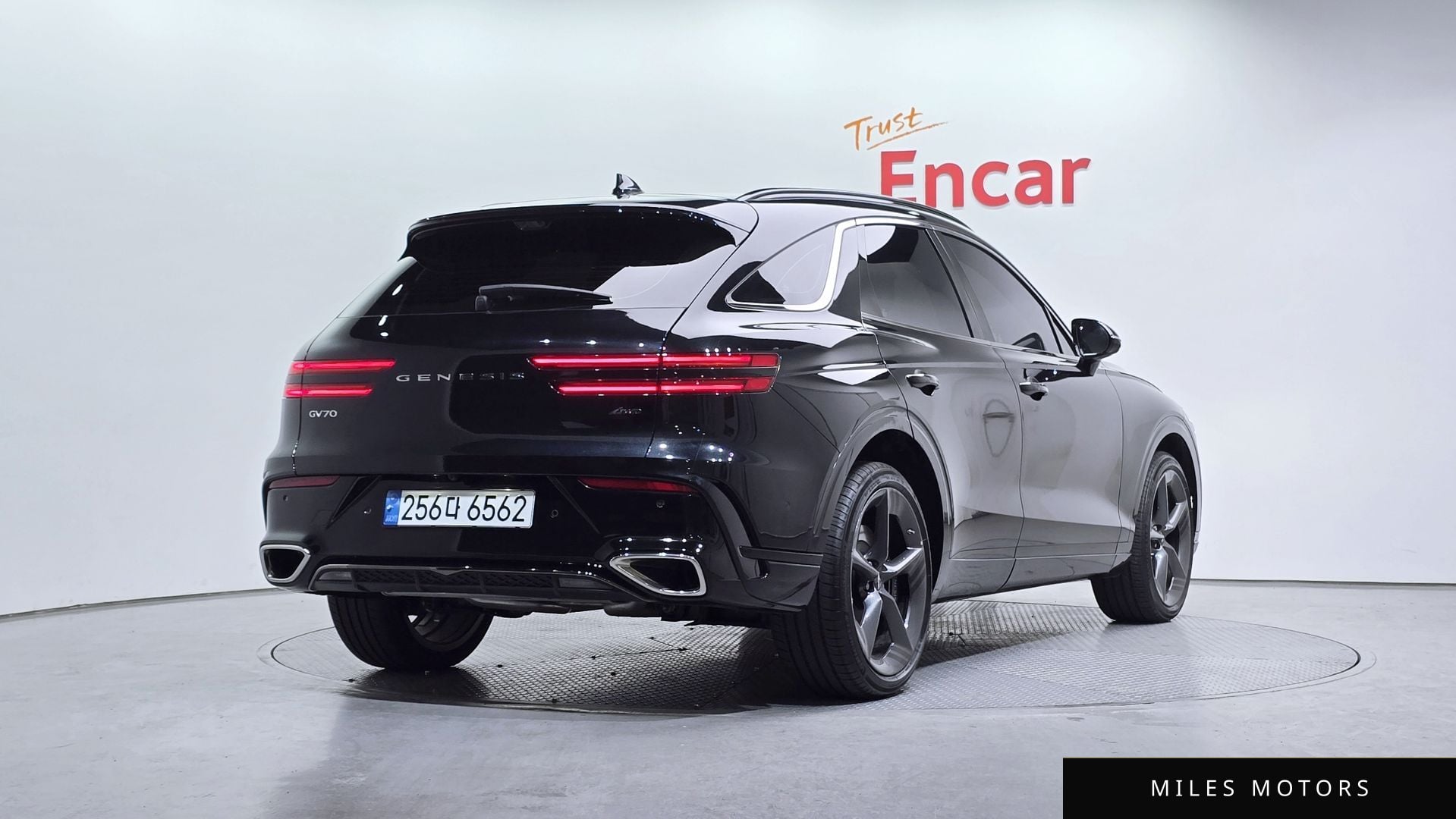Genesis GV70 2025 — миниатюра 2