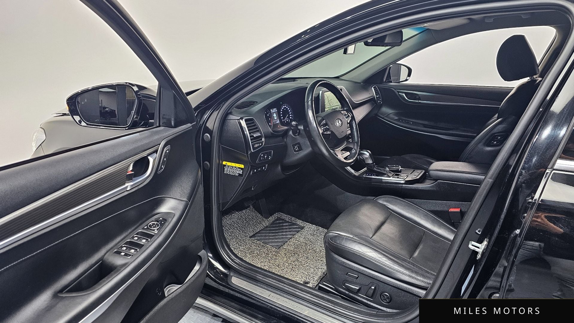 Hyundai Grandeur 2017 — миниатюра 11