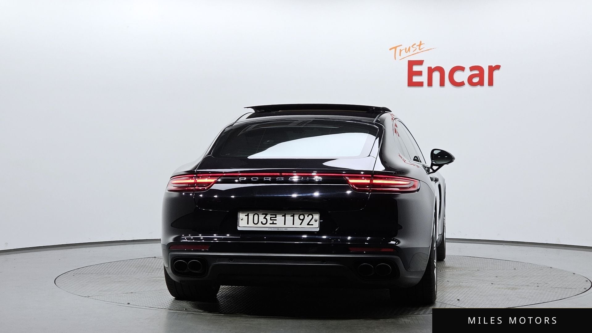 Porsche Panamera 2018 — миниатюра 3