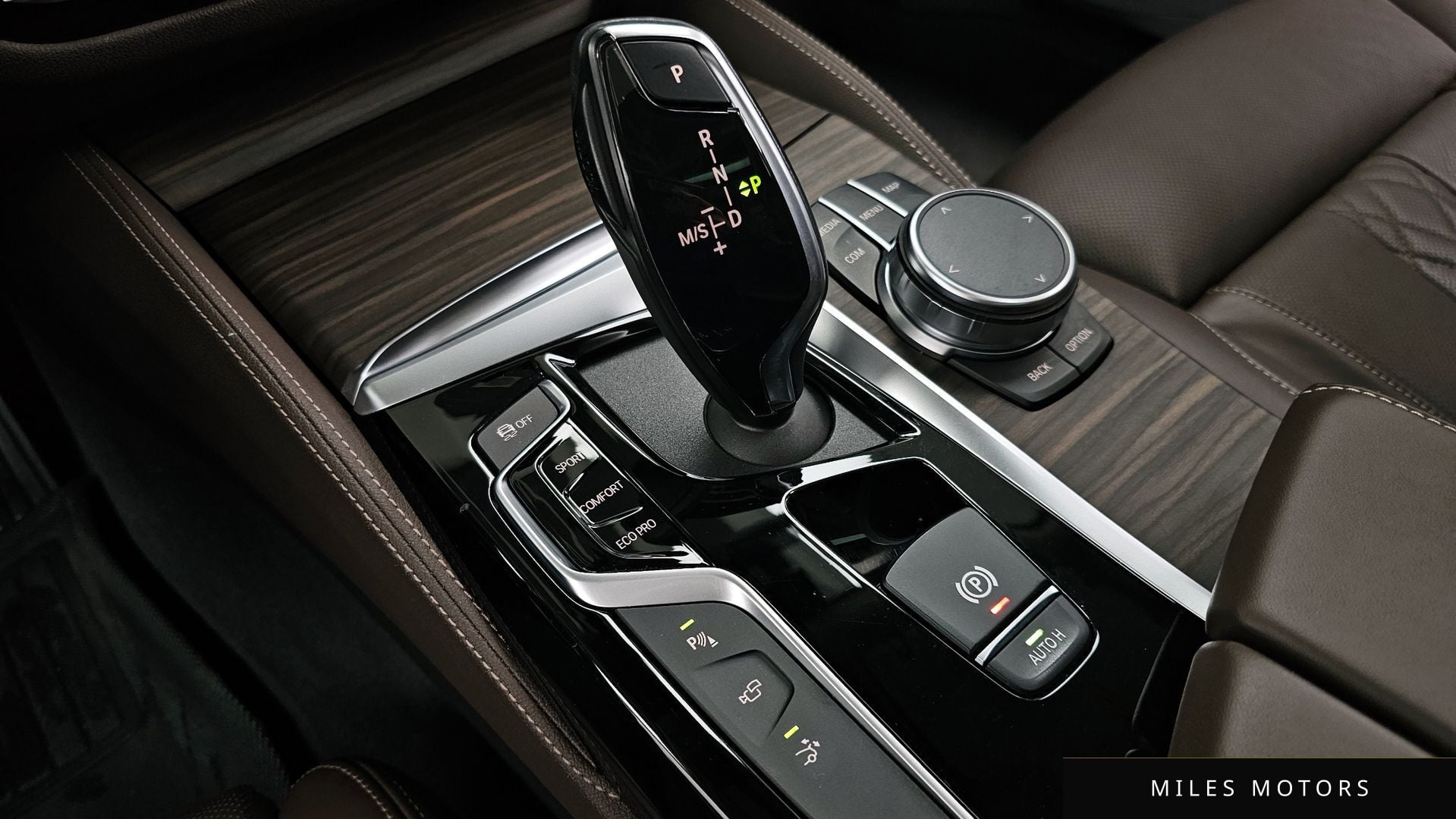 BMW 6 Series GT (G32) 2020 — миниатюра 9