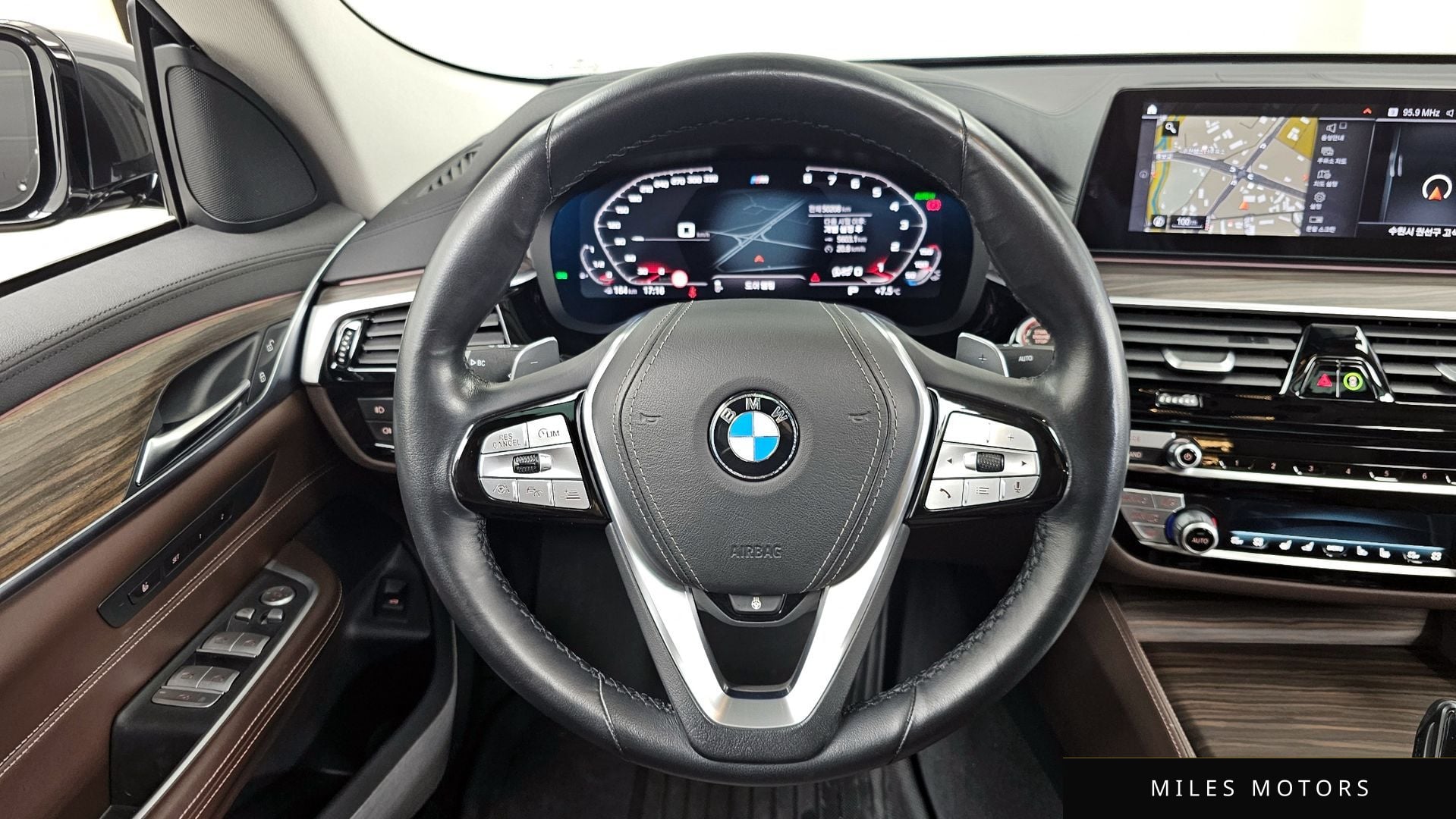 BMW 6 Series GT (G32) 2020 — миниатюра 13