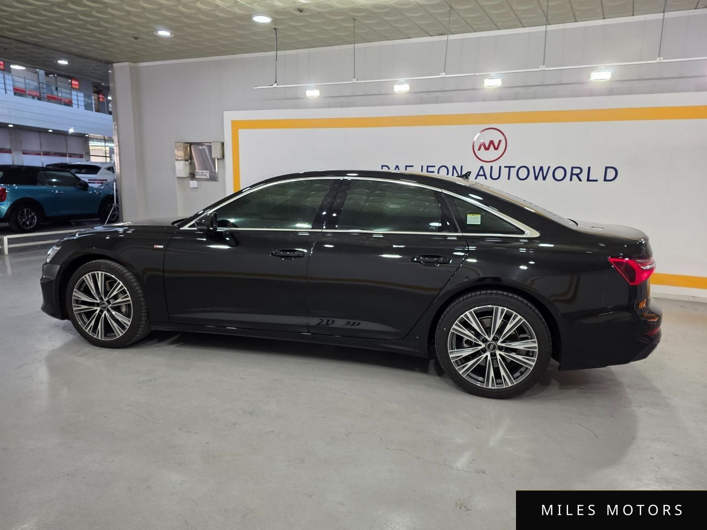 Audi A6 (C8) 2023 — миниатюра 2