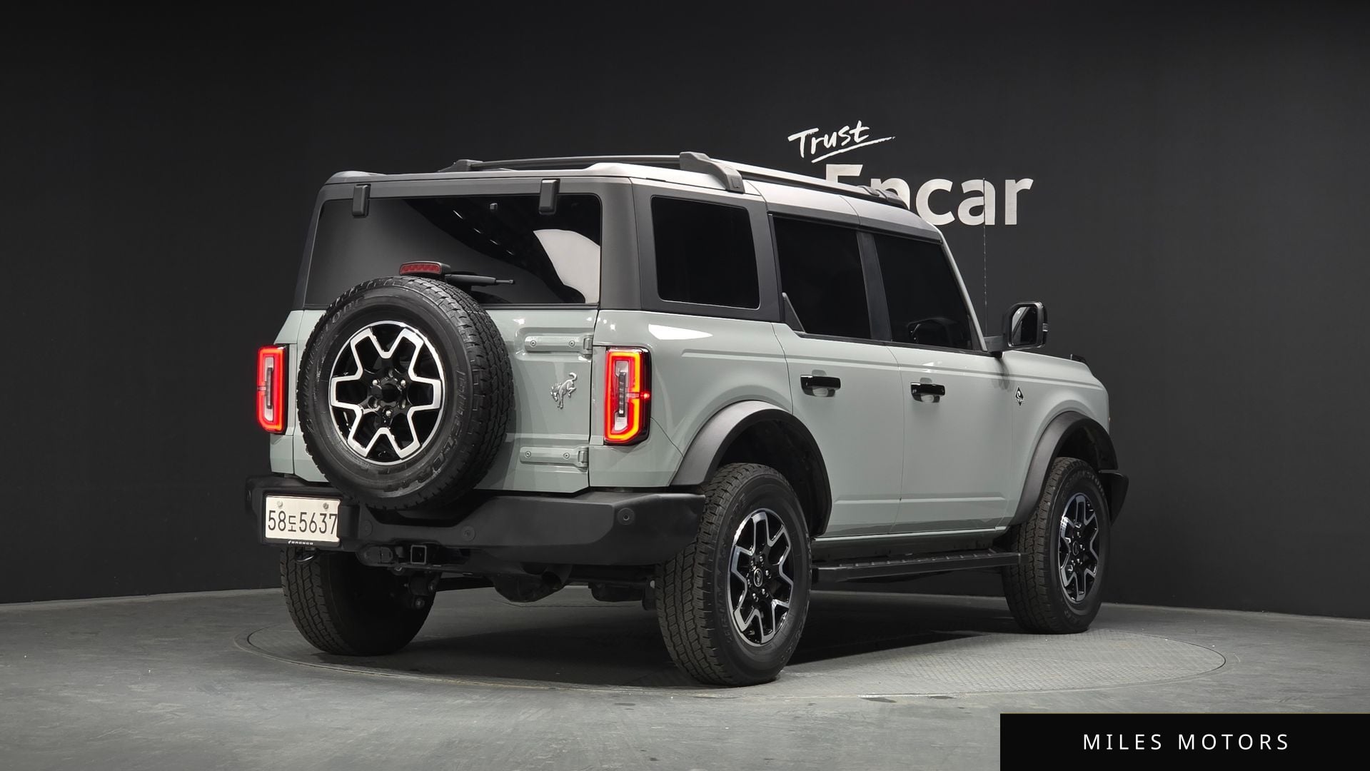 Ford Bronco 2023 — миниатюра 2