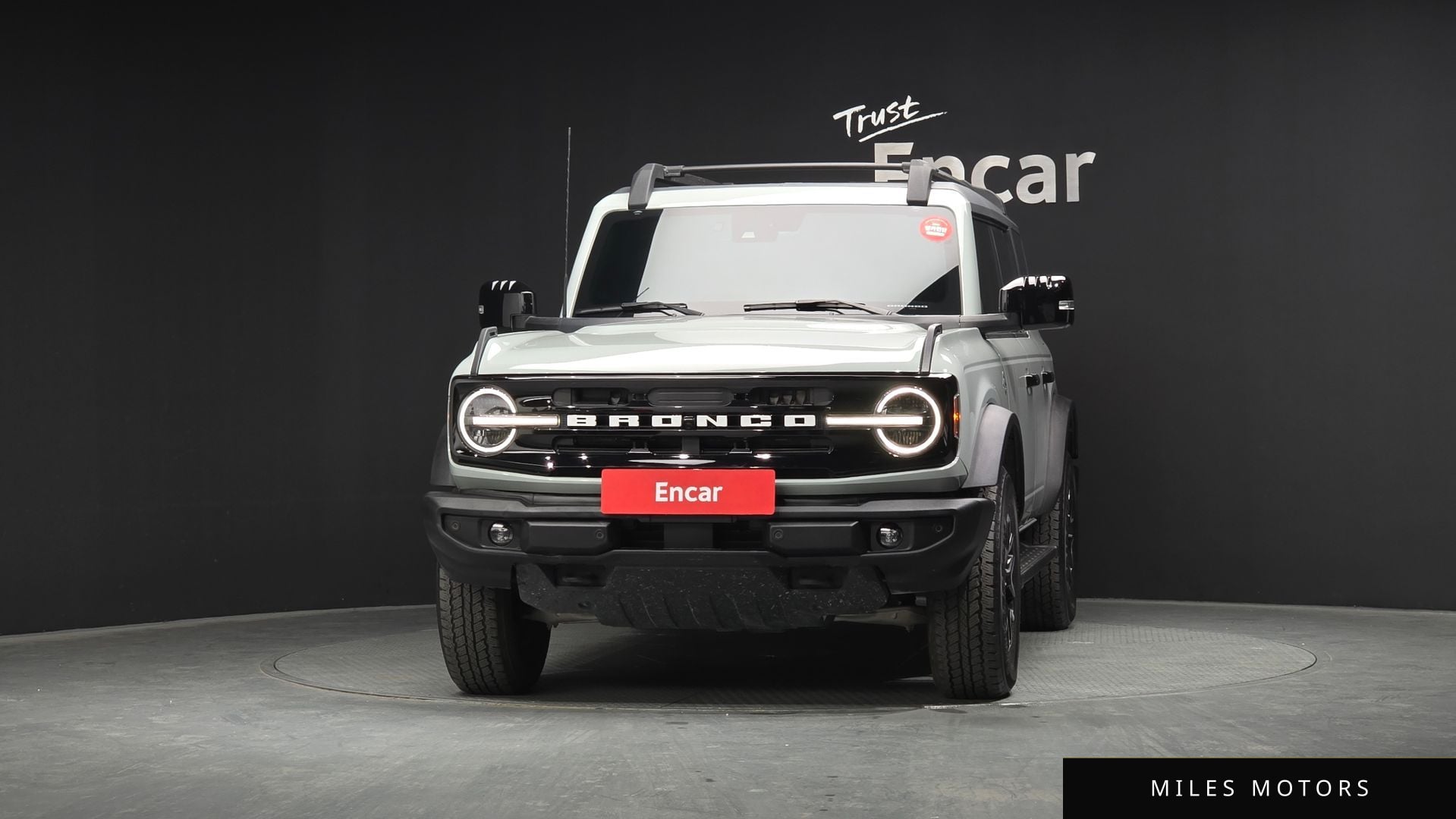 Ford Bronco 2023 — миниатюра 3