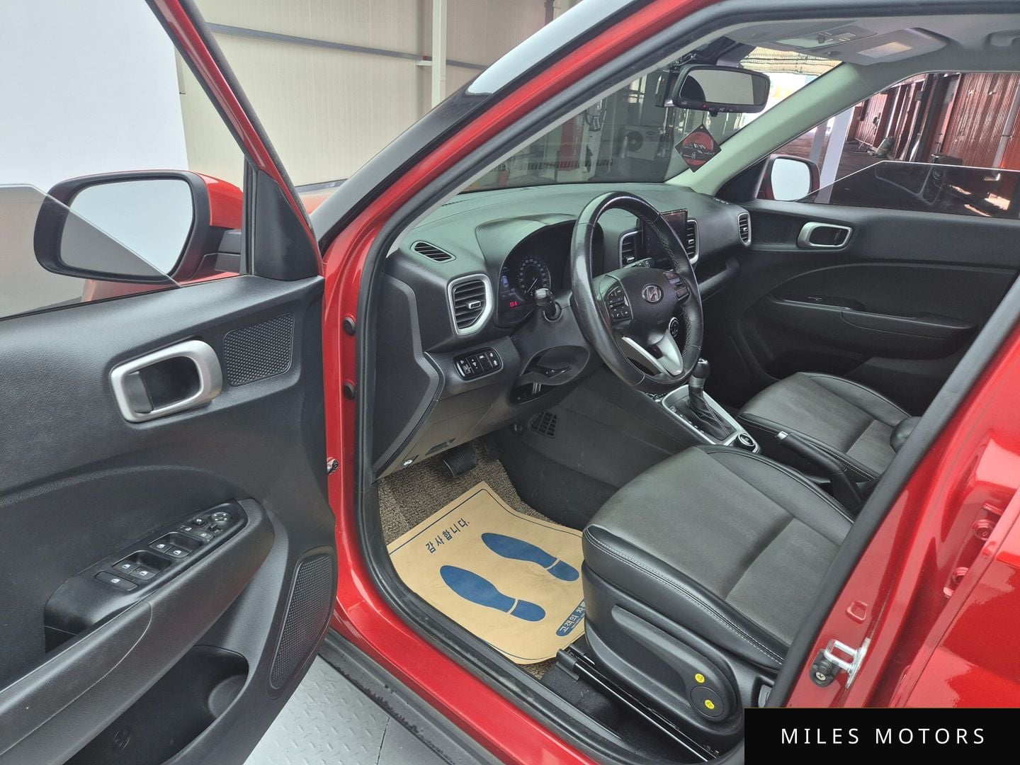 Hyundai Venue 2021 — миниатюра 9