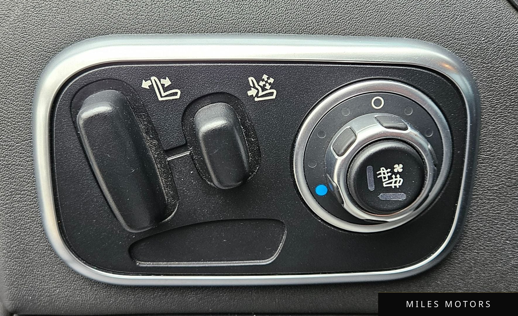 Land Rover Range Rover 2012 — миниатюра 9