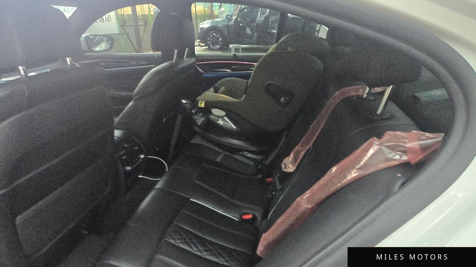 BMW 5 Series (G30) 2022 — миниатюра 8