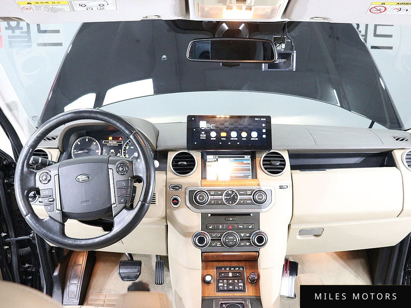 Land Rover Discovery 2015 — миниатюра 5