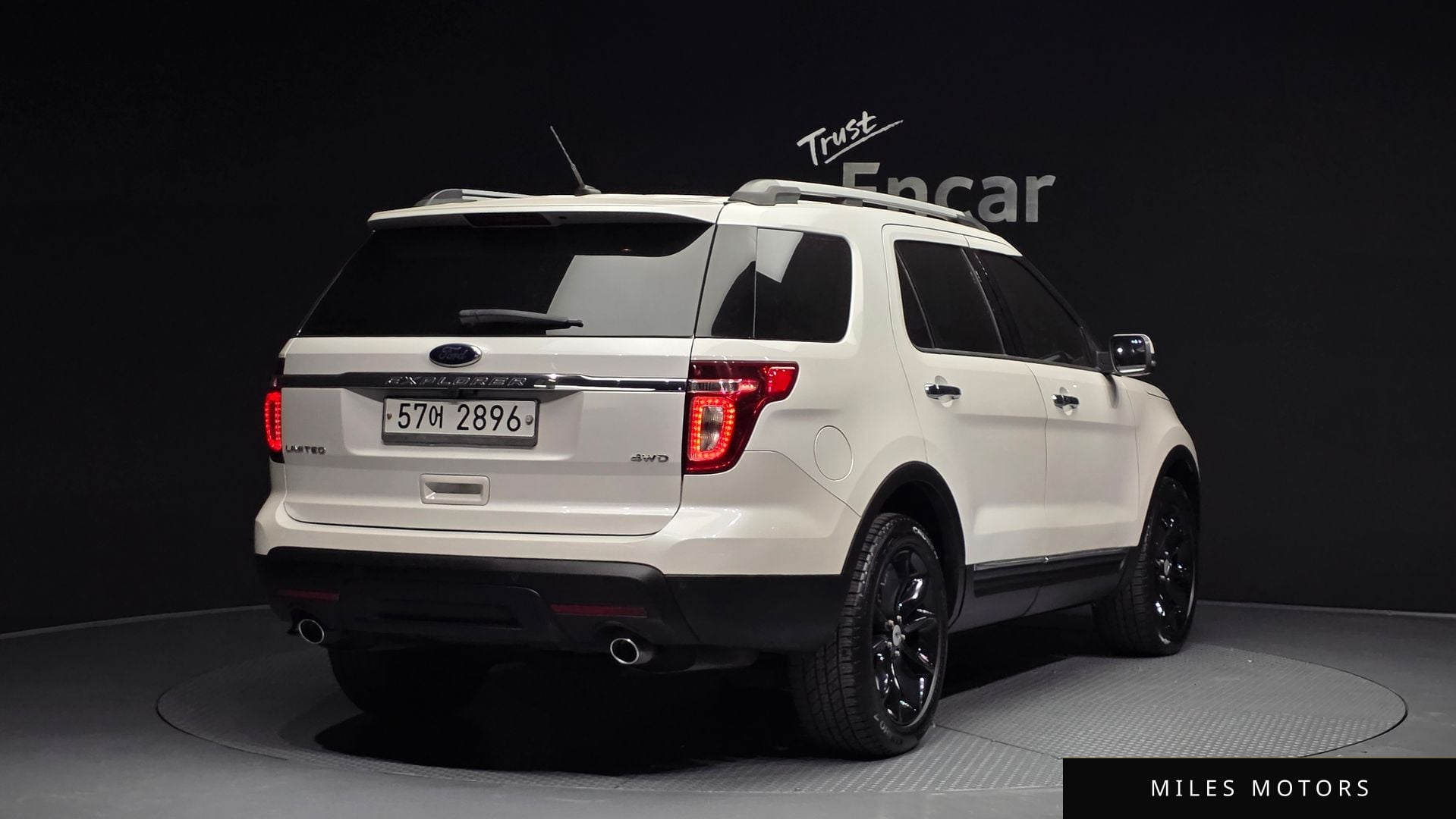 Ford Explorer 2014 — миниатюра 2