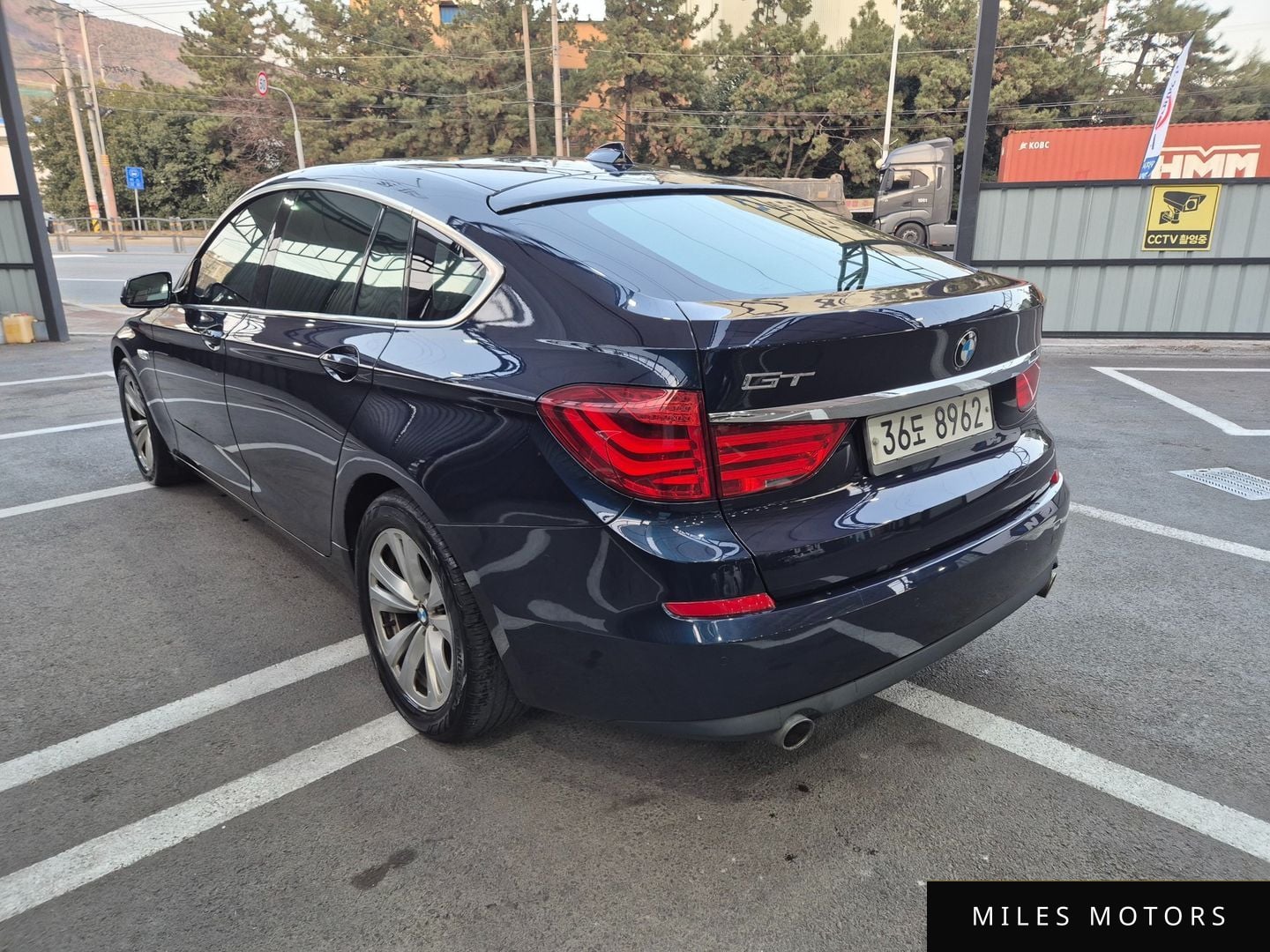 BMW 5시리즈 GT (F07) 2011 — миниатюра 6