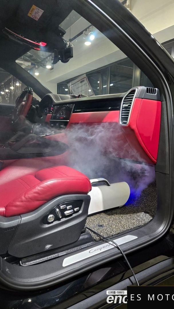 Porsche Cayenne 2020 — миниатюра 3