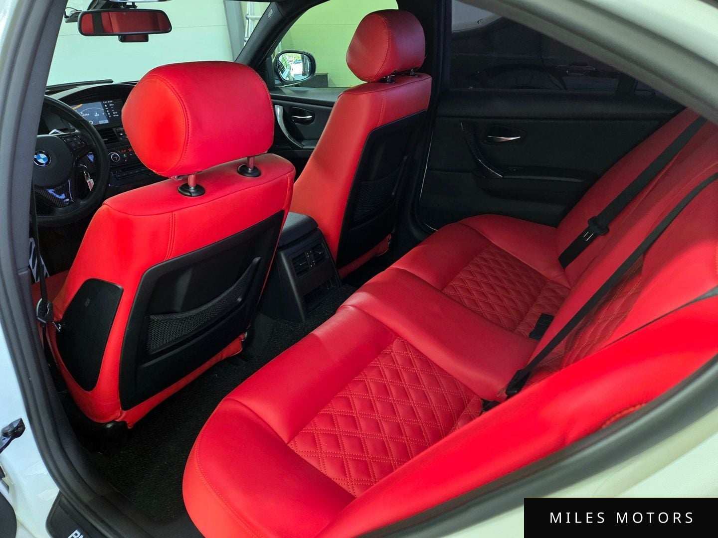 BMW 3 Series (E90) 2011 — миниатюра 11