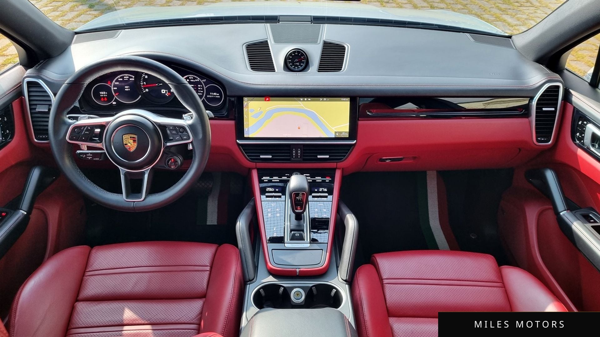 Porsche Cayenne 2021 — миниатюра 12