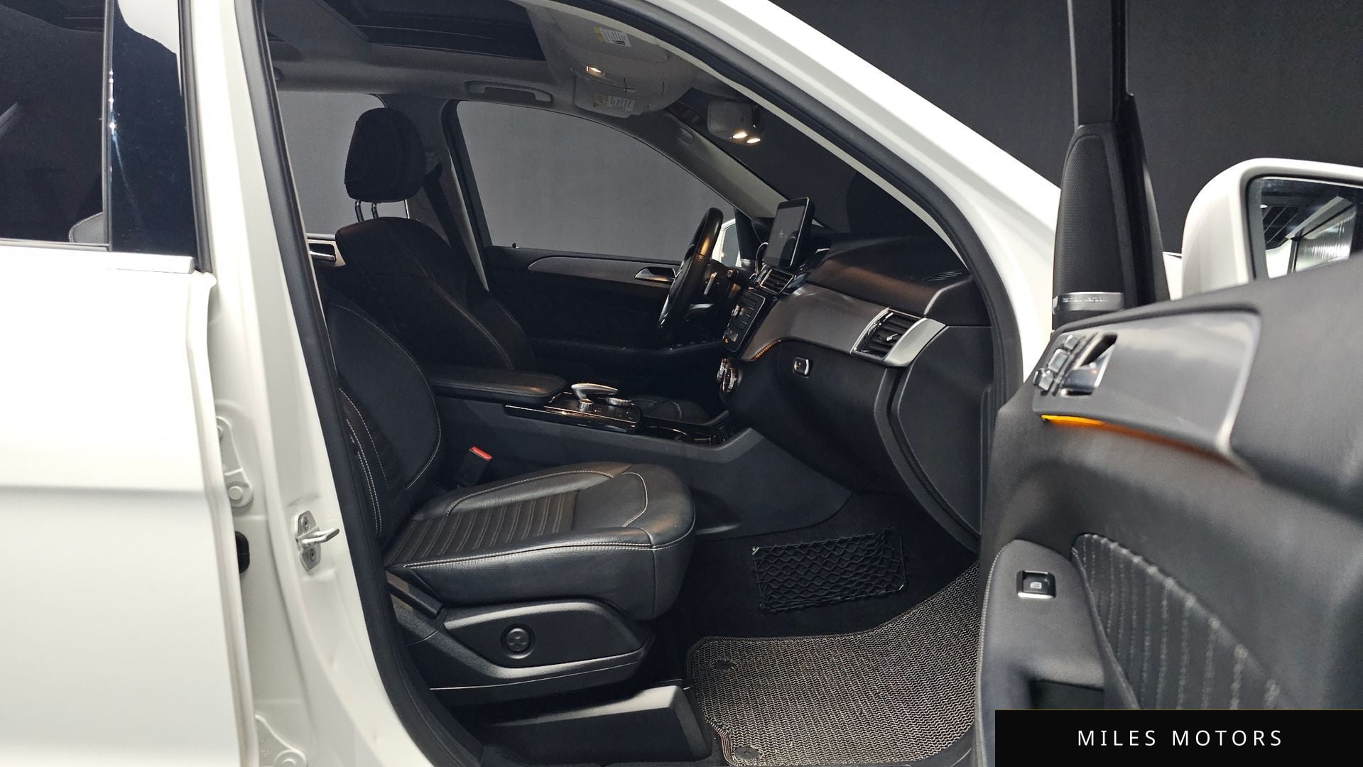 Mercedes-Benz GLE-Class W166 2018 — миниатюра 11