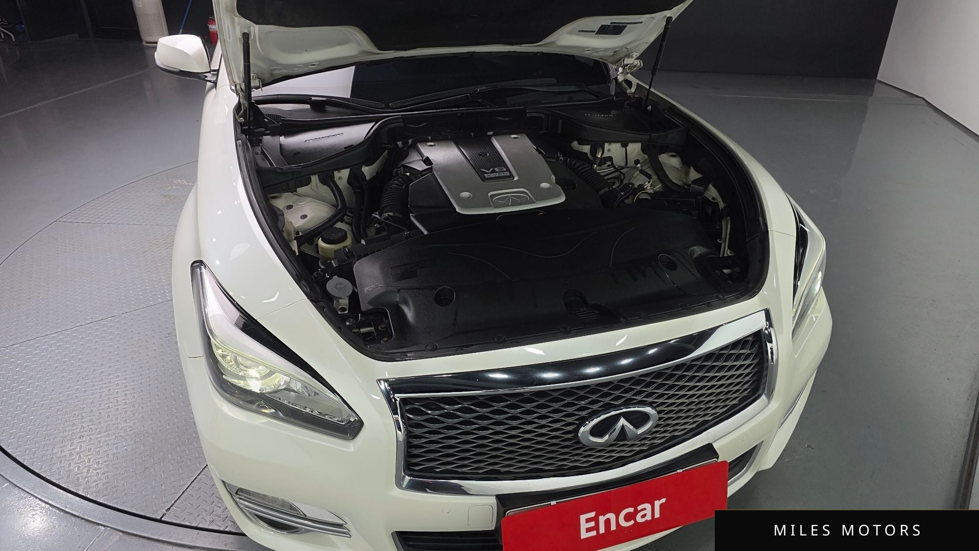 Infiniti Q70 2017 — миниатюра 6