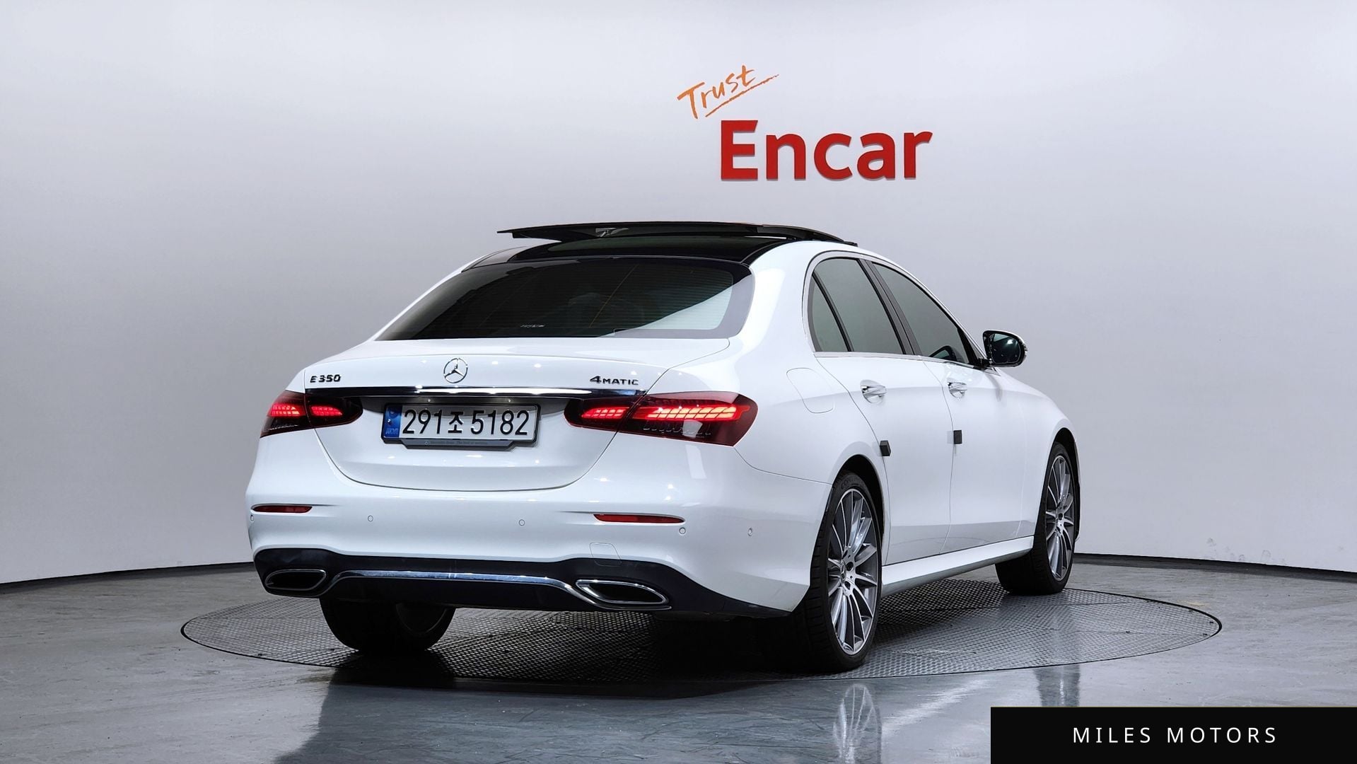 Mercedes-Benz E-Class W213 2022 — миниатюра 2