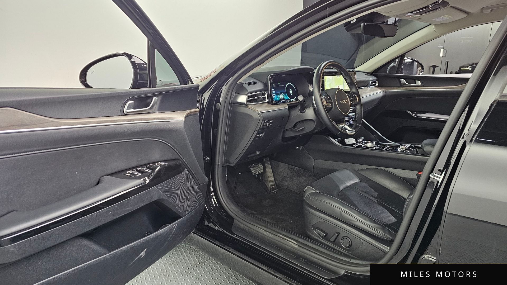 Kia K5 2023 — миниатюра 9