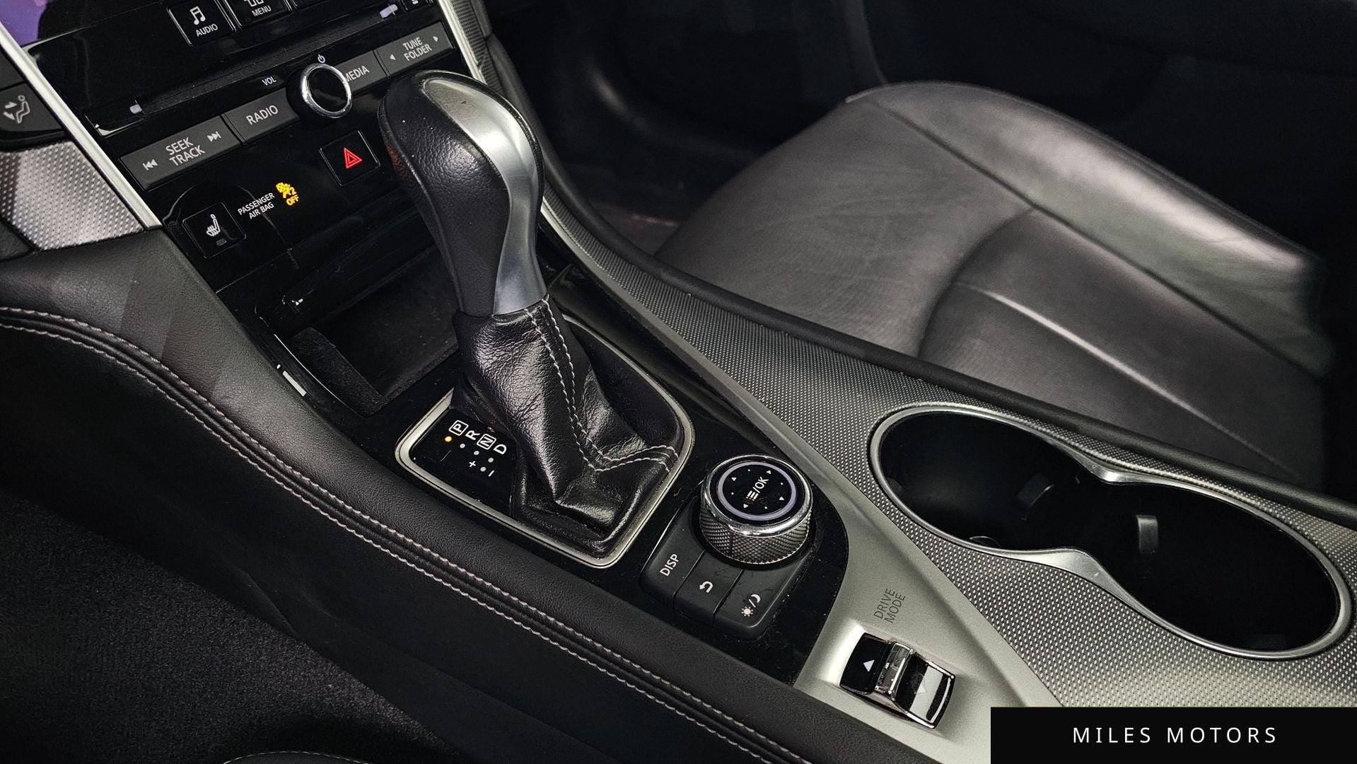 Infiniti Q50 2016 — миниатюра 9