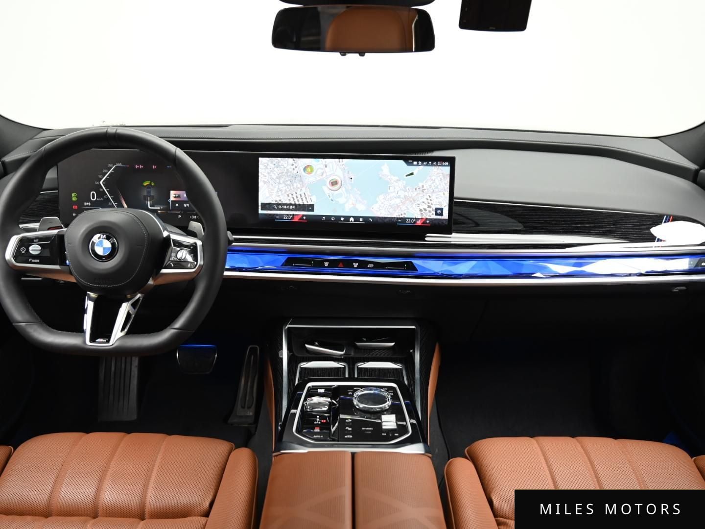 BMW 7 Series (G70) 2025 — миниатюра 7