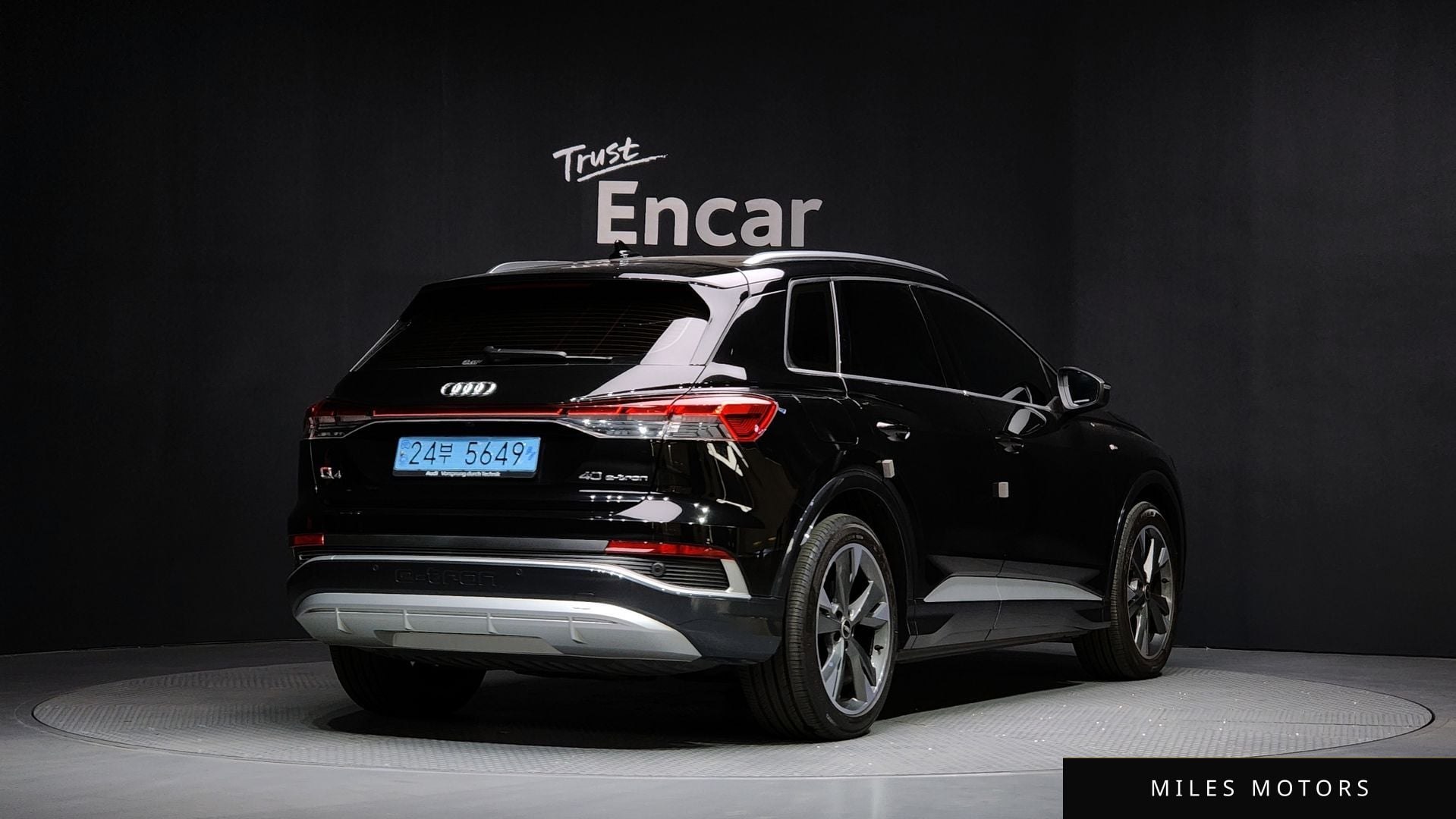 Audi Q4 e-tron 2022 — миниатюра 2