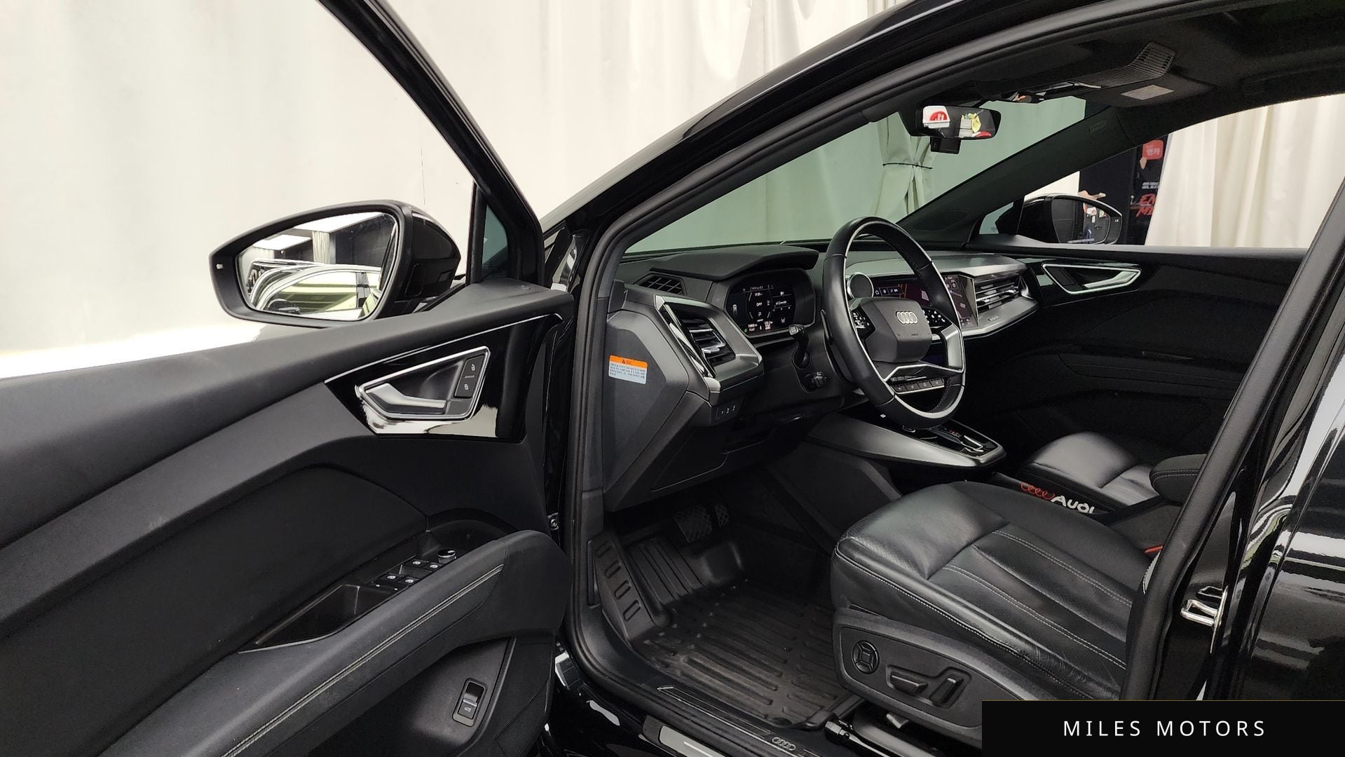 Audi Q4 e-tron 2022 — миниатюра 10